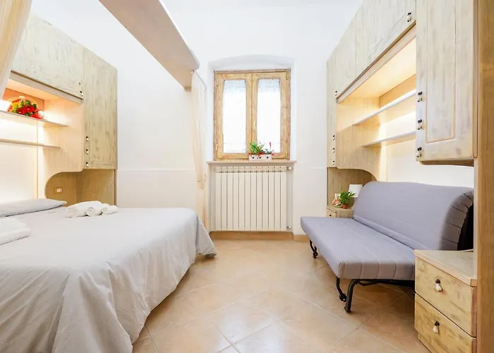 Apartment Guesthost - Fratti's House *